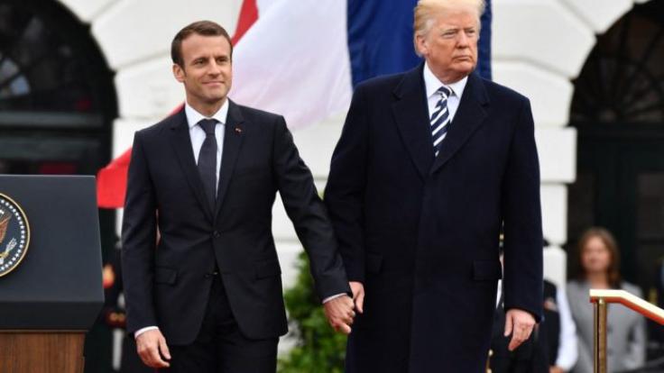 macron-trump-1-1-696x466-g9KLftV15Q.jpg